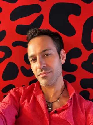 SE OFRECE CANTANTE MASCULINO – MADRID | VERSÁTIL · FRONTMAN · AMPLIO REGISTRO VOCAL 28 septiembre 2026